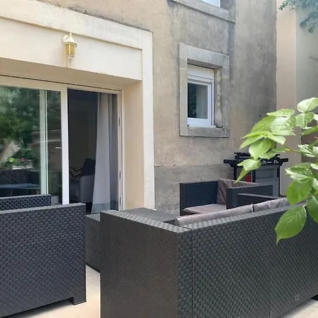 Le Cocon - Grande Terrasse - Calme - Proche Gare Apartment *